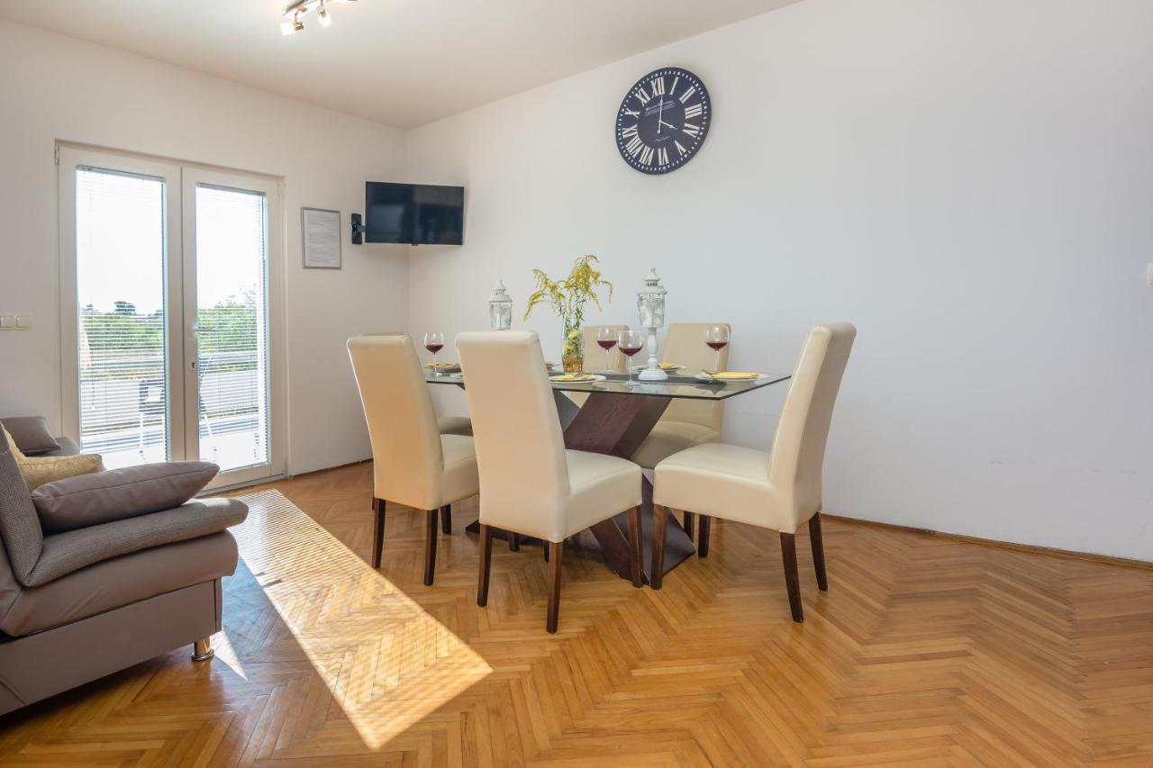 Apartment K&L Vir Eksteriør bilde